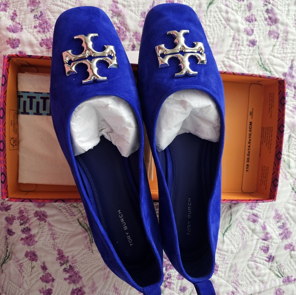 Shoes - Picture 3 of 3